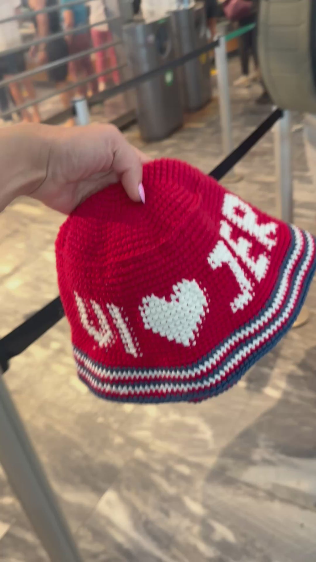 We <3 you - bucket hat World Cup (crochet pattern)